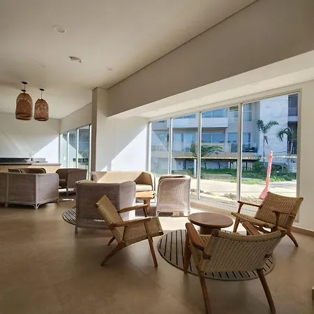 Con Jacuzzi Privado, Laguna Y Paddle Board Apartment Cartagena