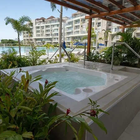 Con Jacuzzi Privado, Laguna Y Paddle Board Cartagena