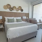 Con jacuzzi privado, laguna y Paddle board