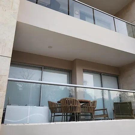 Con Jacuzzi Privado, Laguna Y Paddle Board Apartment